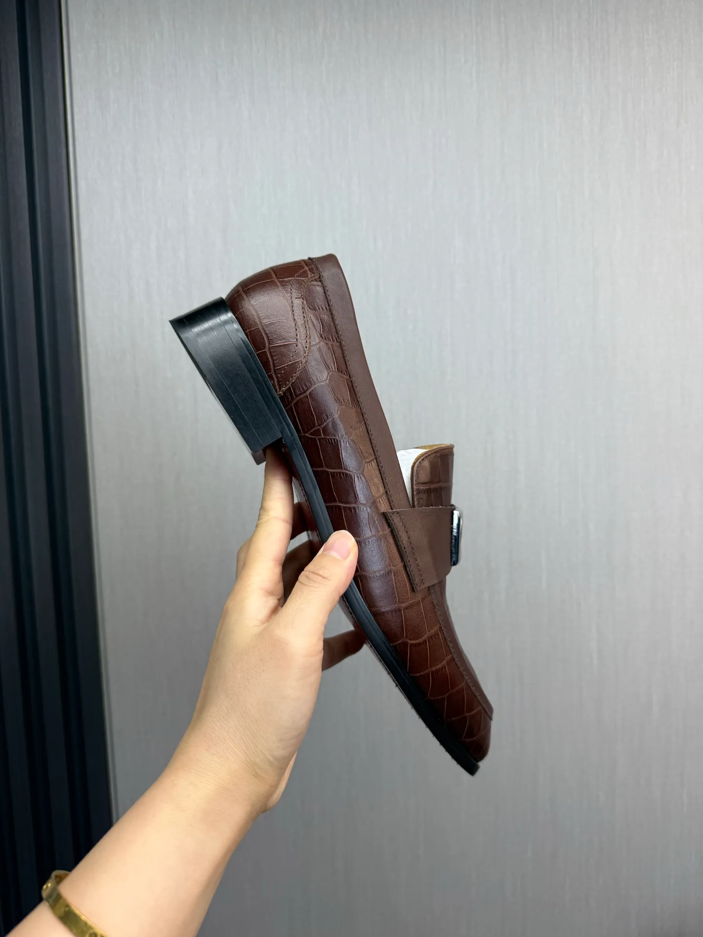 Factory price 520💰 Dolce&G .DG men's loafers👞 Classic and fashionable style, embellished with personalized DG logo. Imported cowhide, open-edge beaded cowhide, cowhide lining, original non-slip and wear-resistant outsole Size: 39-44 (customized at 38.45)